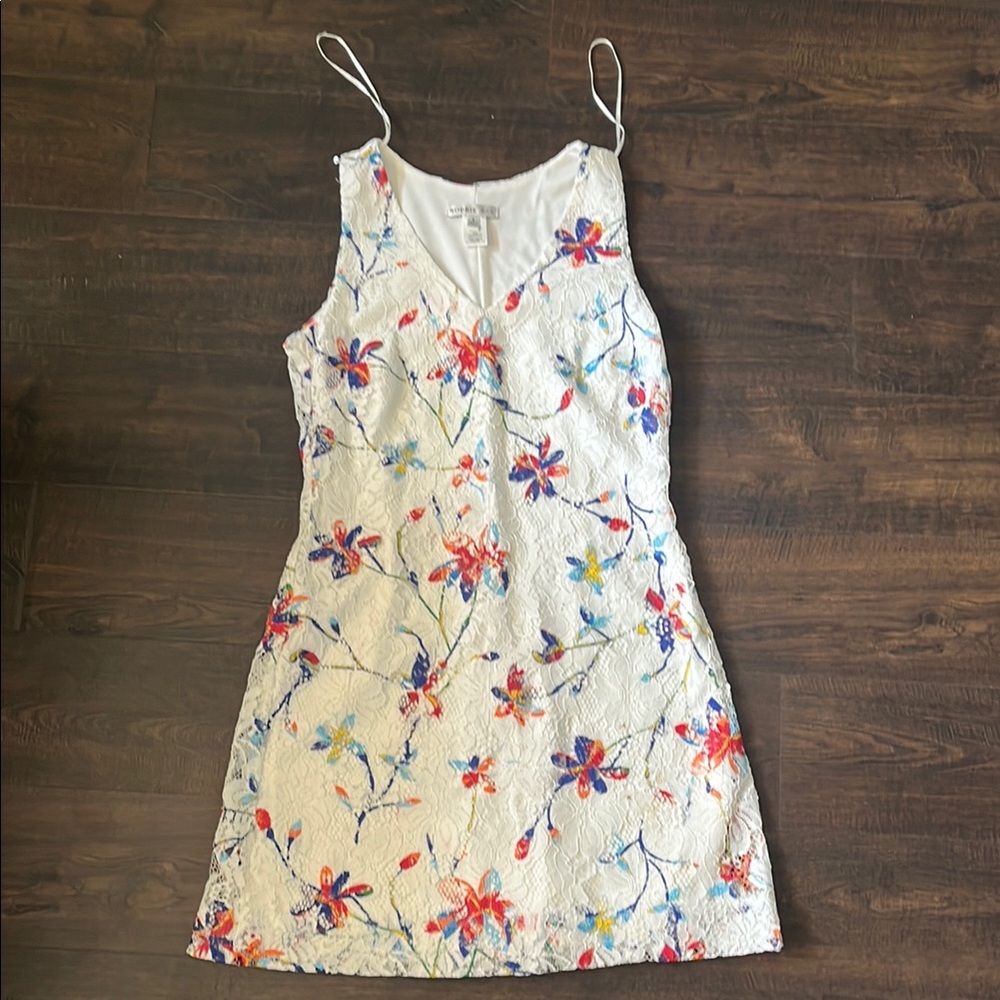 Robbie Bee Floral White Dress